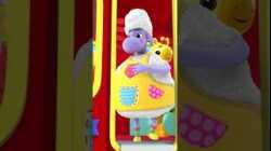 Go Open and Shut! ? Wheels on the bus #LBB #Short #Bussong